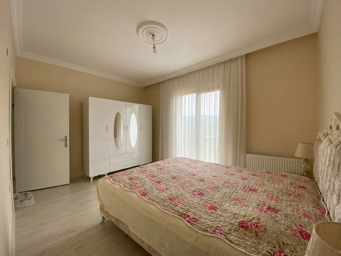 ARMUTLU BAYIR'DA DENİZE 5 DK MESAFEDE 2+1 FIRSAT DAİRE