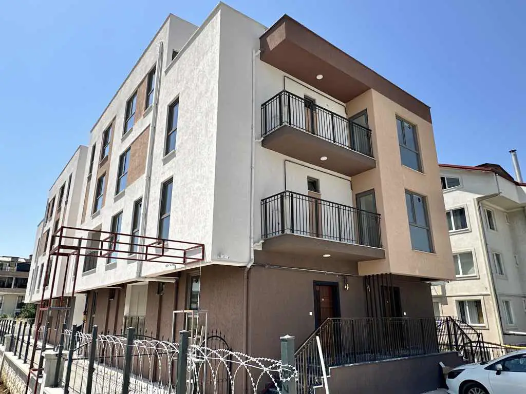 İZMİT SERVİS GÜZERGAHLARI,ŞEHİR HAST. YAKINI 1+1 TERASLI DAİRE