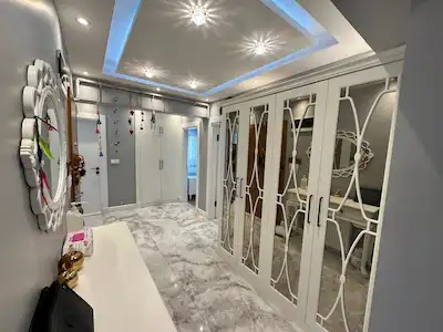 ESENEVLER'DE SIFIR YENİLENMİŞ 3 BALKONLU 3+1 SATILIK DAİRE