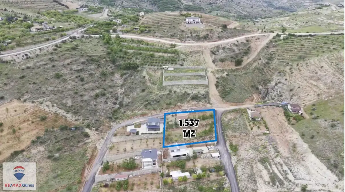 MOLLAKASIM DA SATILIK 1.537 M2 ARSA+BAĞ EVİ