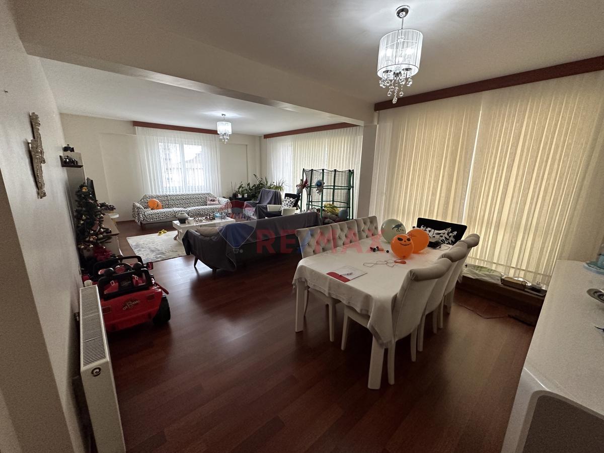 Merit Life Göl Konakları Satılık 3+1 Daire 3.Kat