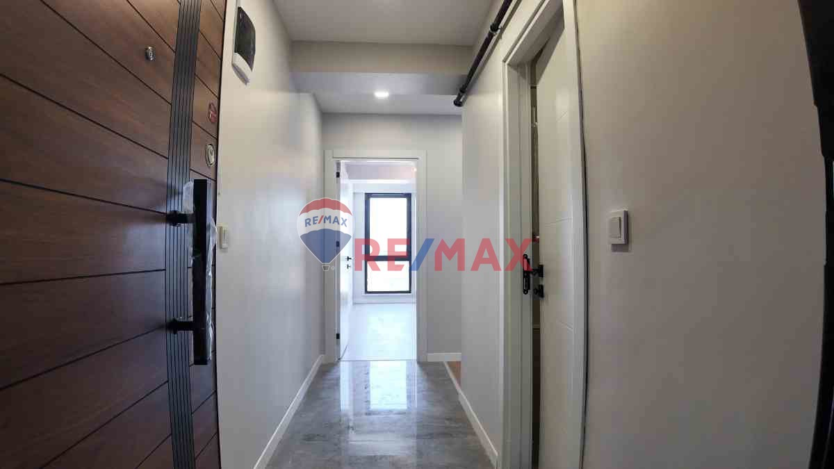 SÜTLÜCE'DE SIFIR LÜKS PROJEDEN 1+1 SATILIK DAİRE