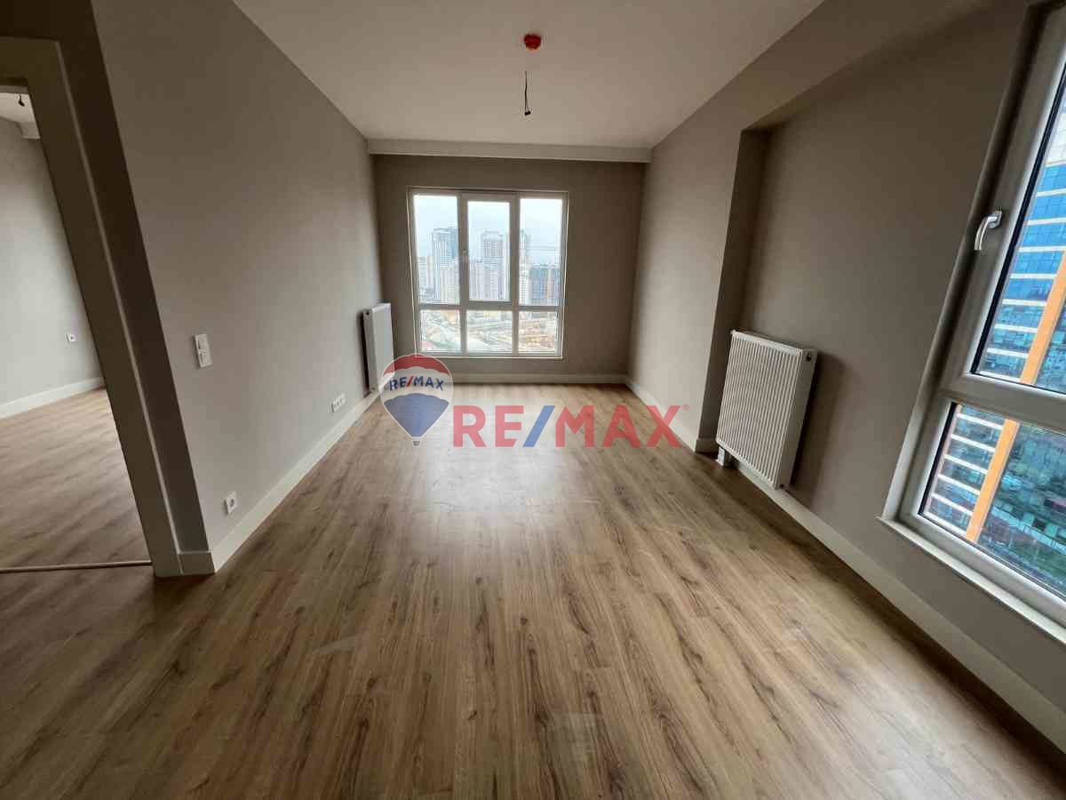 MALTEPE DELUXIA PARK RESIDENCE'DA MANZARALI KIRALIK 1+1 SIFIR DAIRE