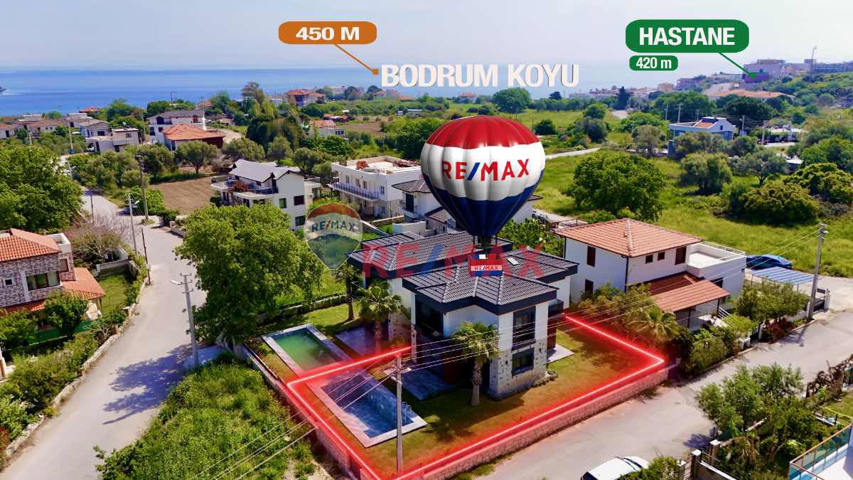 KARABURUN'DA ULTRA LÜKS, HAVUZLU AKILLI EV SISTEMLI 3+1 VILLA