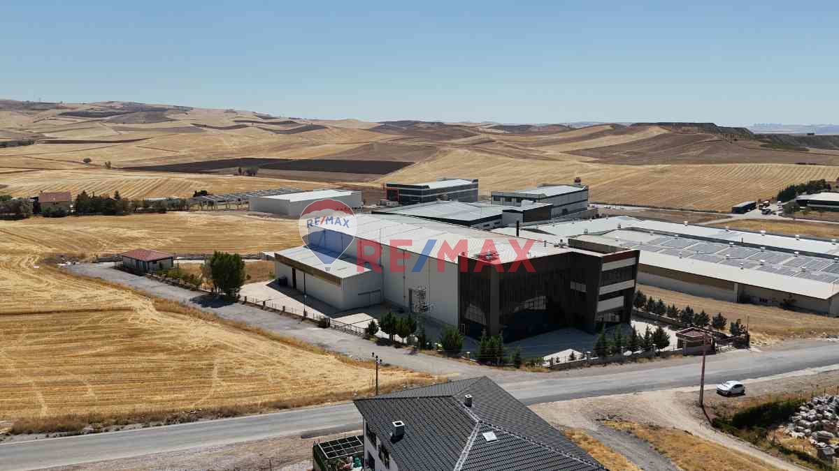 SATILIK, AKYURT SANAYİ BÖLGESİNDE, 4.310 M2 FABRİKA/DEPO/SANAYİ BİNASI