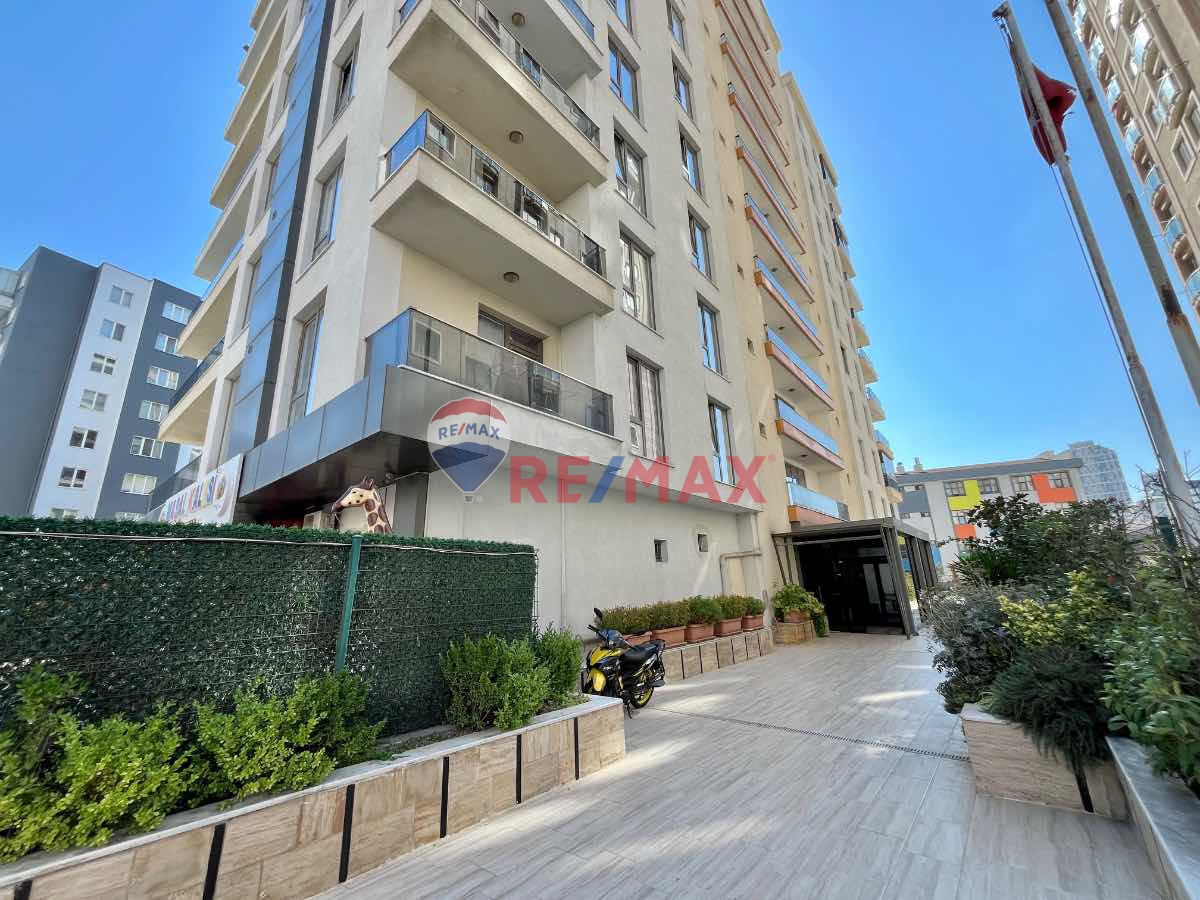 BARBAROS HAYRETTIN PAŞA'DA BUTIK SITE IÇERISINDE SATILIK 2+1 GENIŞ DAIRE