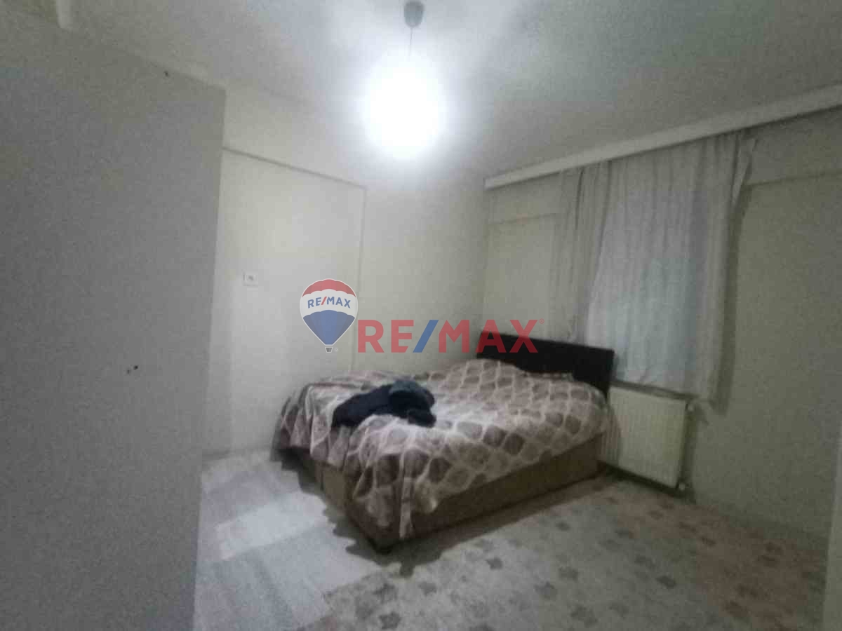 ERDAL TURAN'DAN ÜMRANİYE ELMALIKENT'TE PROJELER BÖLGESİNDE 3+1