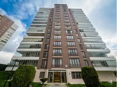 ERYAMAN’IN KALBİNDE GÖLDEKENT SİTESİNDE SATILIK 3,5+1 DAİRE