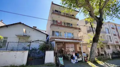 RE/MAX İNCİ'DEN ZAHİRE PAZARI CAMİİ KARŞISI 4 KATLI SATILIK KOMPLE BİNA