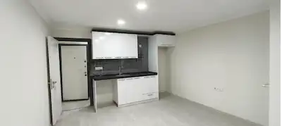 BORNOVA YEŞİLOVA'DA FIRSAT SATILIK 1+1 DAİRE
