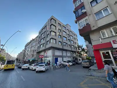GAZİOSMANPAŞA ORDU CADDESİ 300M² OFİS KATI ASANSÖR, MUTFAK, LAVABO WC.