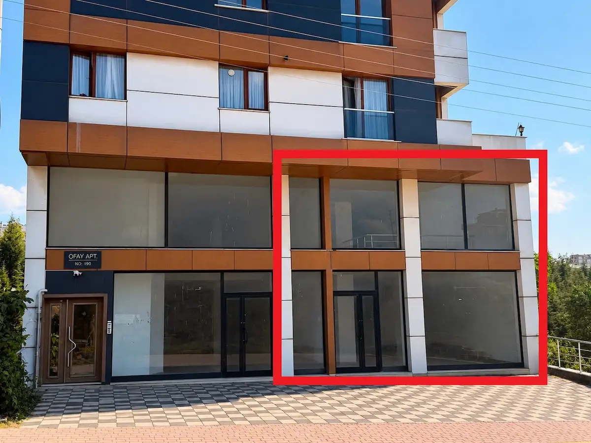 ÇAYIROVA - RAHMİ DİBEK CD. KİRALIK İŞYERİ - 410 M²