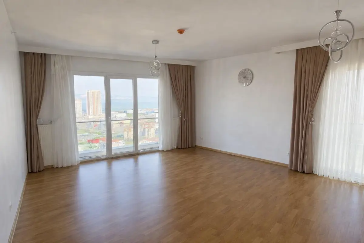 KRISTAL ŞEHIRDE L TIPI, GENIŞ KULLANIMLI 2+1 SATILIK FAVORILERIME EKLE YAZDIR