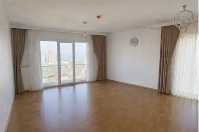 KRISTAL ŞEHIRDE L TIPI, GENIŞ KULLANIMLI 2+1 SATILIK FAVORILERIME EKLE YAZDIR
