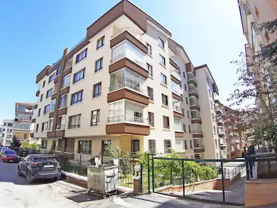 ÖVEÇLER 1293.SOKAKTA 3+1 BAKIMLI DAİRE