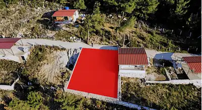 REMAX ARMA’DAN ÇAPAK’TA SİTE TADINDA SATILIK MANZARALI BAHÇE