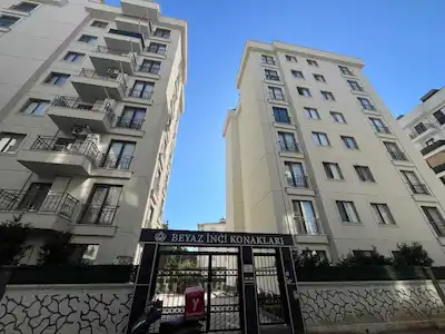 TUZLA İSTASYON MH. SİTE İÇERİSİNDE 3+1 ARA KAT SATILIK DAİRE