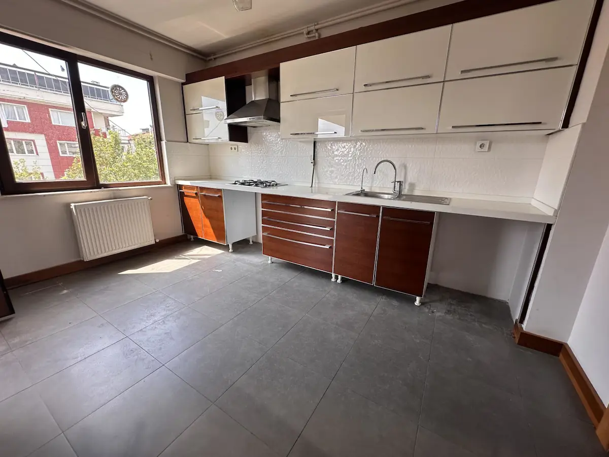 NİLÜFER İHSANİYE’DE 300 M² BRÜT 5+1 TERASLI, ŞEHİR MANZARALI KİRALIK DAİRE