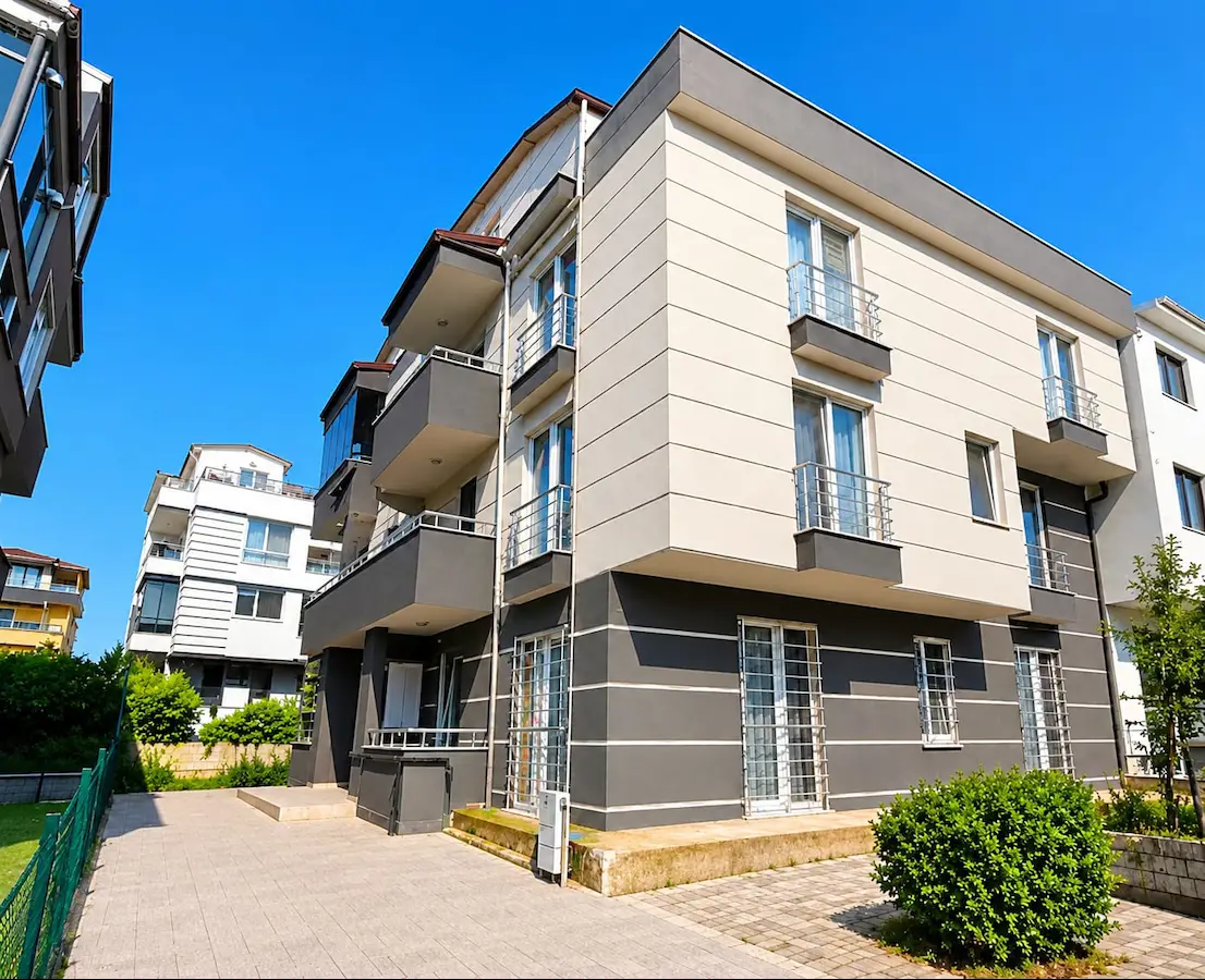 KARTEPE ATAEVLER'DE 2+1 KİRALIK ARAKAT DAİRE