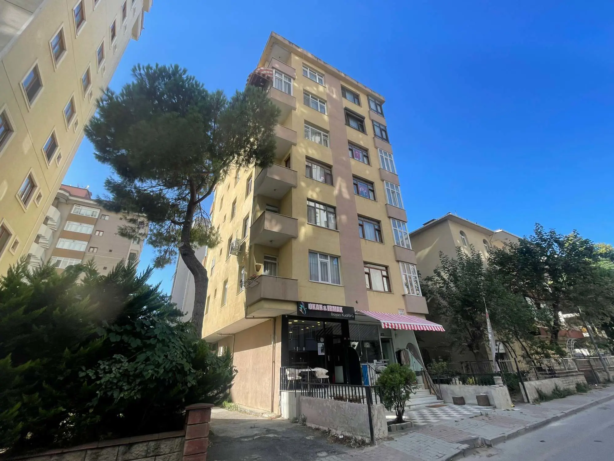 YALI MAH MARMARAY MALTEPE VE SAHİLE ÇOK YAKIN ARA DUBLEKS DAİRE