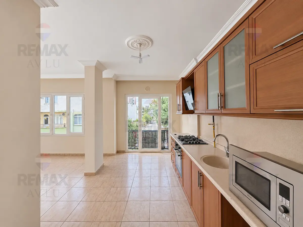 REMAX AVLU'DAN MENTEŞ'TE KİRALIK 3+1 DAİRE