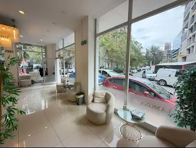 BAYRAKLI MANSUROĞLU MAHALLESI YENI ADLI BINA YAKINI SATILIK 250 M2 DÜKKAN
