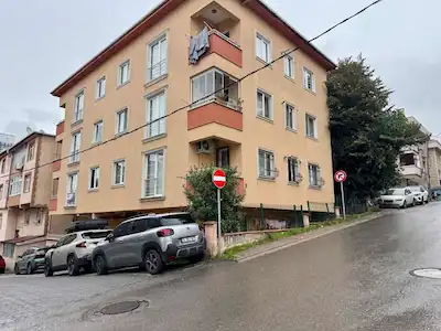 ATAŞEHIR KAYIŞDAĞI MAH. METROYA YAKIN 100M² 3+1 KIRALIK DAIRE