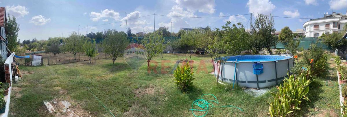 Firüzköy’de göl manzaralı ,  yola cephe