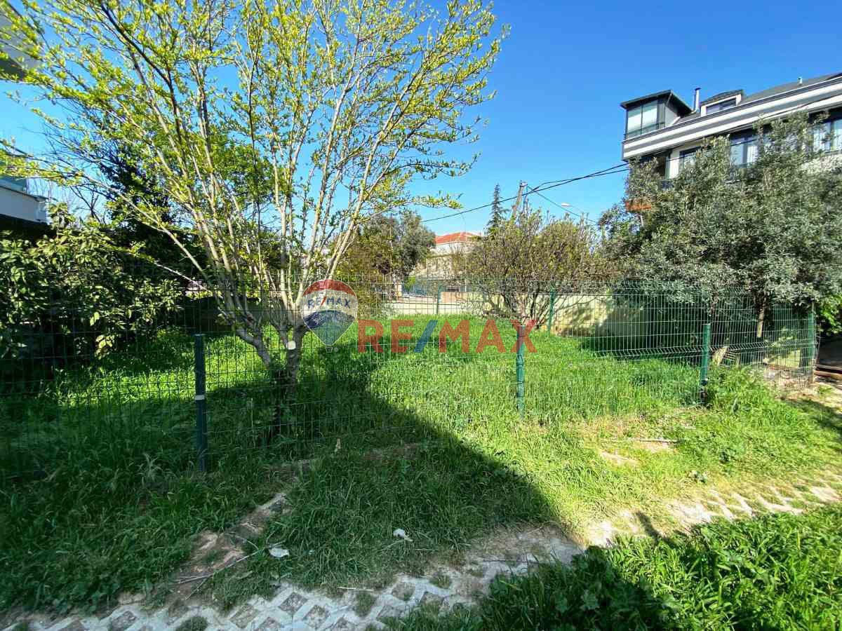 BEYLİKDÜZÜ, KAVAKLI KİRALIK DENİZ MANZARALI VİLLA