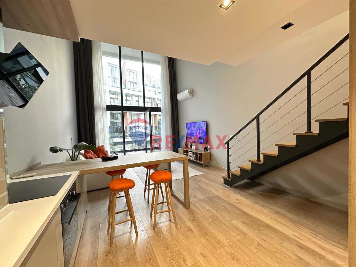 İN MARİ DENİZ MANZARALI ULTRA LÜKS FUL EŞYALI  1+1 LOFT DAİRE