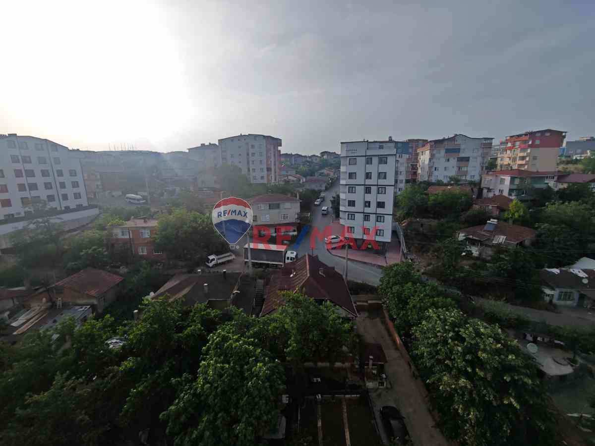 ARAPÇEŞME MAHALLESİ'NDE SATILIK (5+2) DUBLEX DAİRE