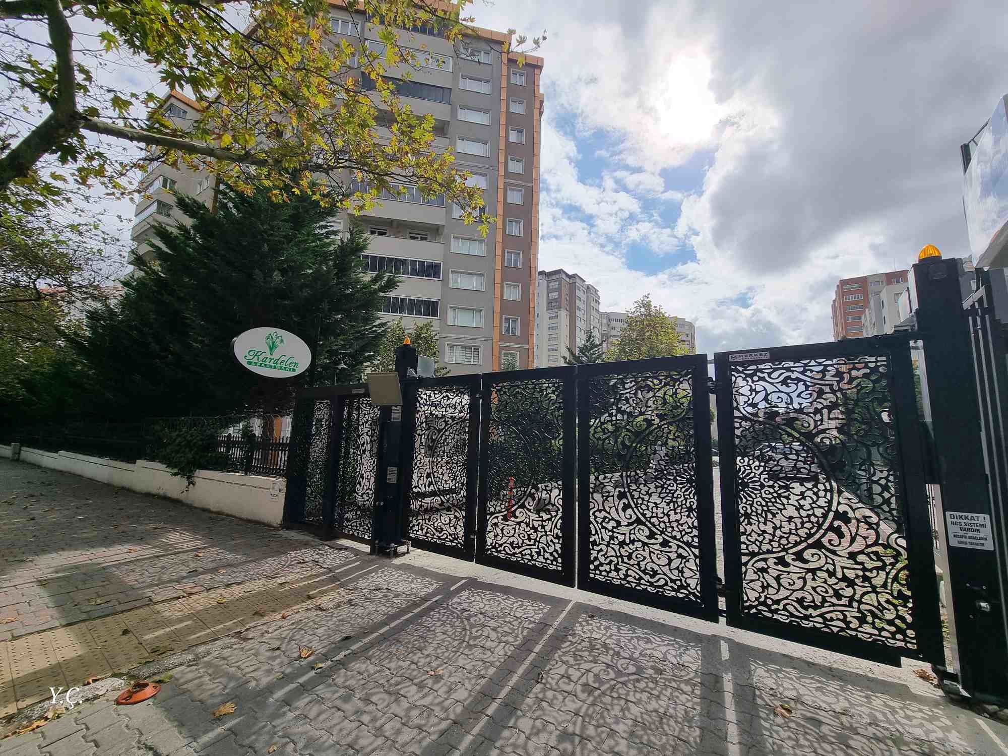 ADNAN KAHVECİ KARDELEN SİTESİ BÜYÜK TİP SATILIK 3+1 ARAKAT DAİRE