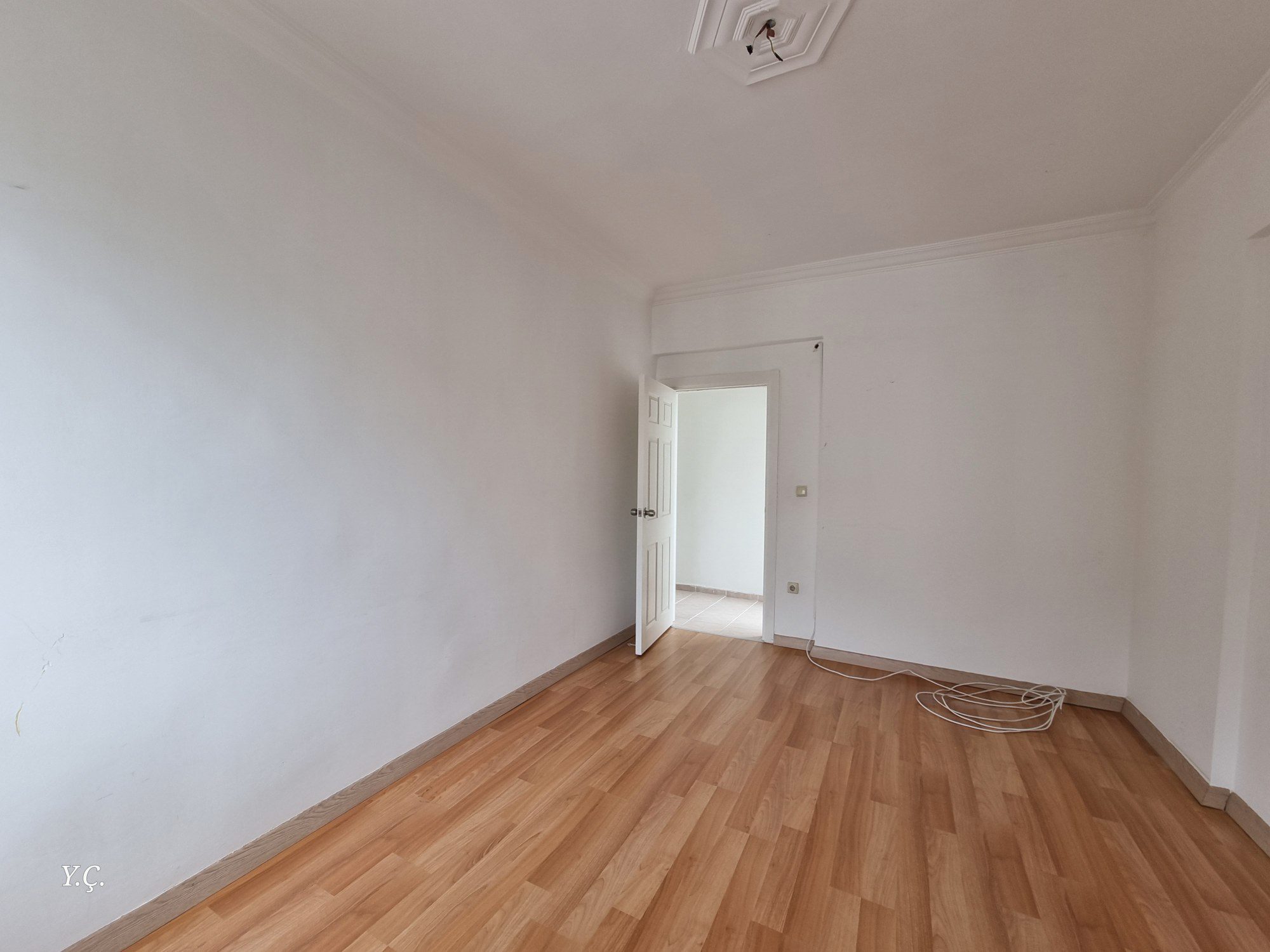 ADNAN KAHVECİ KARDELEN SİTESİ BÜYÜK TİP SATILIK 3+1 ARAKAT DAİRE