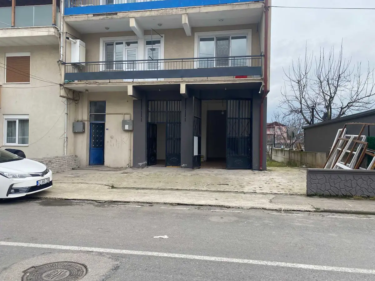 REMAX MAXIMUM'DAN İZMIT BAŞISKELE VEZIRÇIFTLIĞI KIRALIK DÜKKAN