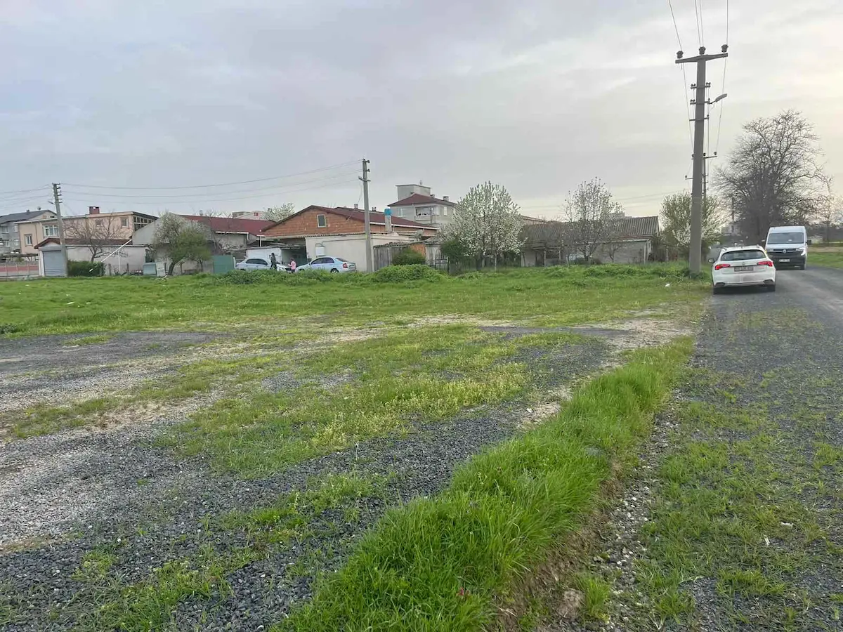 ULAŞ MAHALLESİ 3 KAT İMARLI İFRAZLI SATILIK ARSA 420 M2