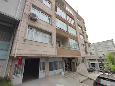 BAYRAMPAŞA ALTINTEPSİ'DE STRATEJİK KONUMDA KİRALIK DEPO & LOJİSTİK ALANI