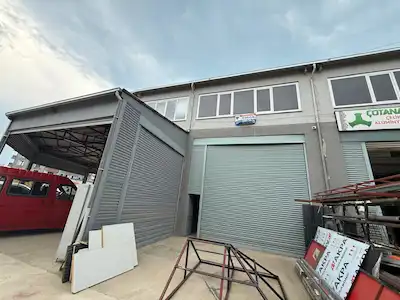 REMAX NADİR BULANCAK SANAYİ SİTESİNDE ASMA KATLI DÜKKAN