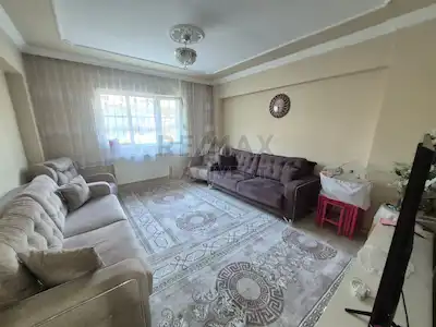 RE/MAX LACIVERT'TEN ETÜ YOLU ÜZERİ'NDE SATILIK 2+1 BODRUM 