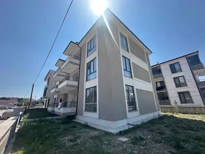 SERDIVAN'DA SATILIK 2+1 SIFIR DAIRE | 94M² NET | YERDEN ISITMA |