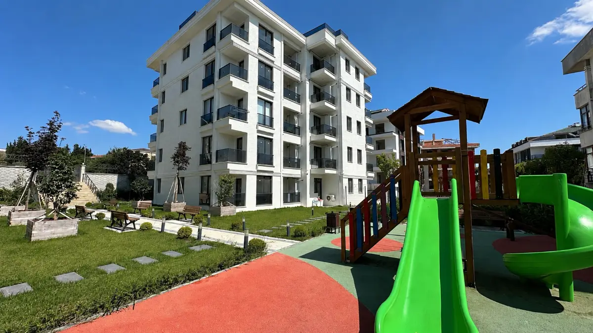 REMAX KAYADAN BUTİK SİTEDE KISMİ DENİZ MANZARALI 3+1 DAİRE 3