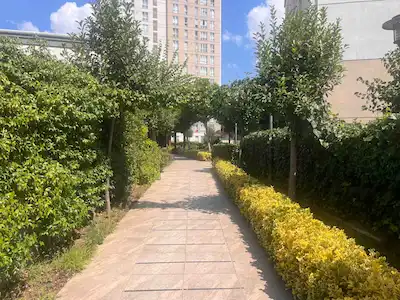 LÜKS SİTEDE GÜVENLİKLİ,KAPALI OTOPARKLI,EBEVEYN BANYOLU 2+1