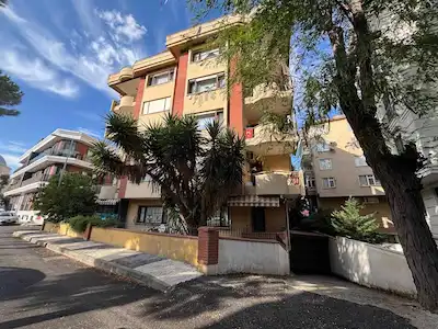 DENİZ MANZARALI FERAH YALI MAHALLESİN'NDE LÜXS4+1 KİRALIK DAİRE