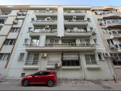 KARŞIYAKA YALI MAHALLESI SATILIK 2+1 DAIRE BOŞ KIRACISIZ