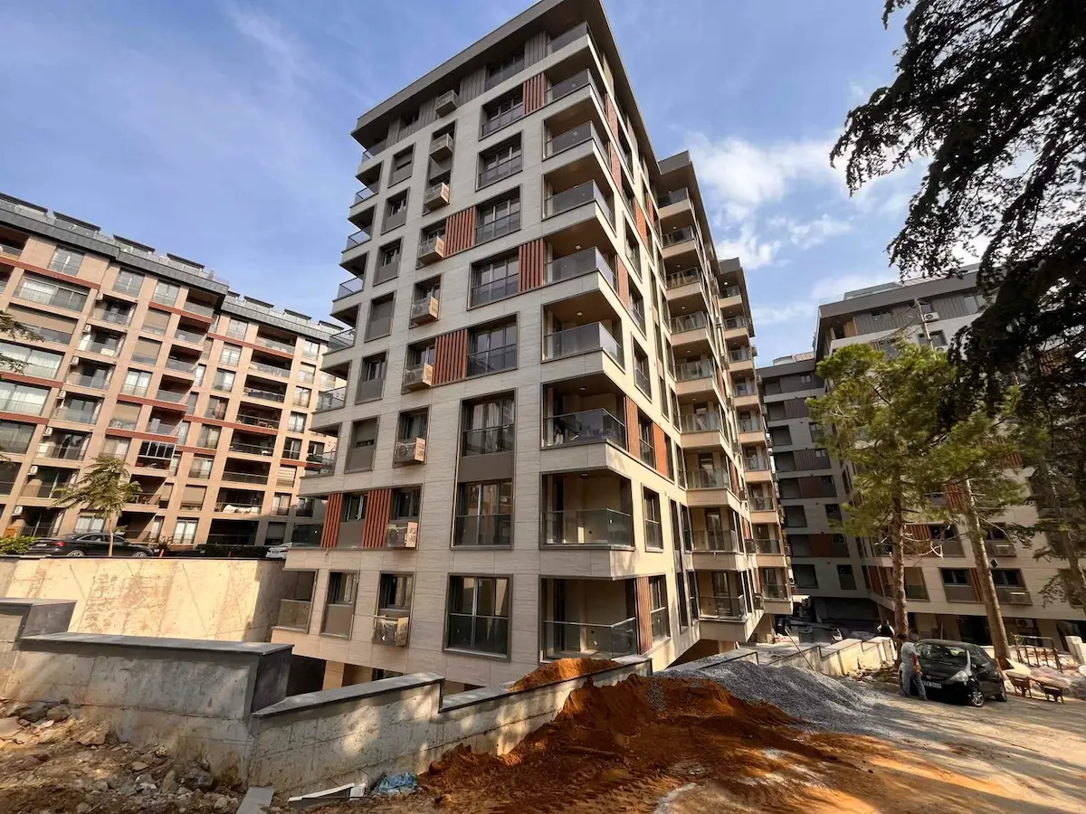 KOŞUYOLU VALIDEBAĞ SITESINDE SATILIK 3+1 SIFIR DAIRE