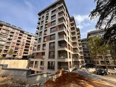 KOŞUYOLU VALIDEBAĞ SITESINDE SATILIK 3+1 SIFIR DAIRE