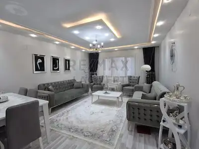 RE/MAX LACIVERT'TEN ŞÜKRÜPAŞA'DA SATILIK 3+1 DAIRE