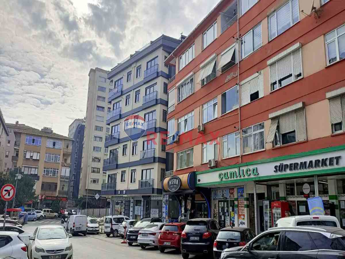 BEŞİKTAŞ DİKİLİTAŞ SATILIK 2+1 SIFIR DAİRE MERKEZDE CADDE ÜZERİ