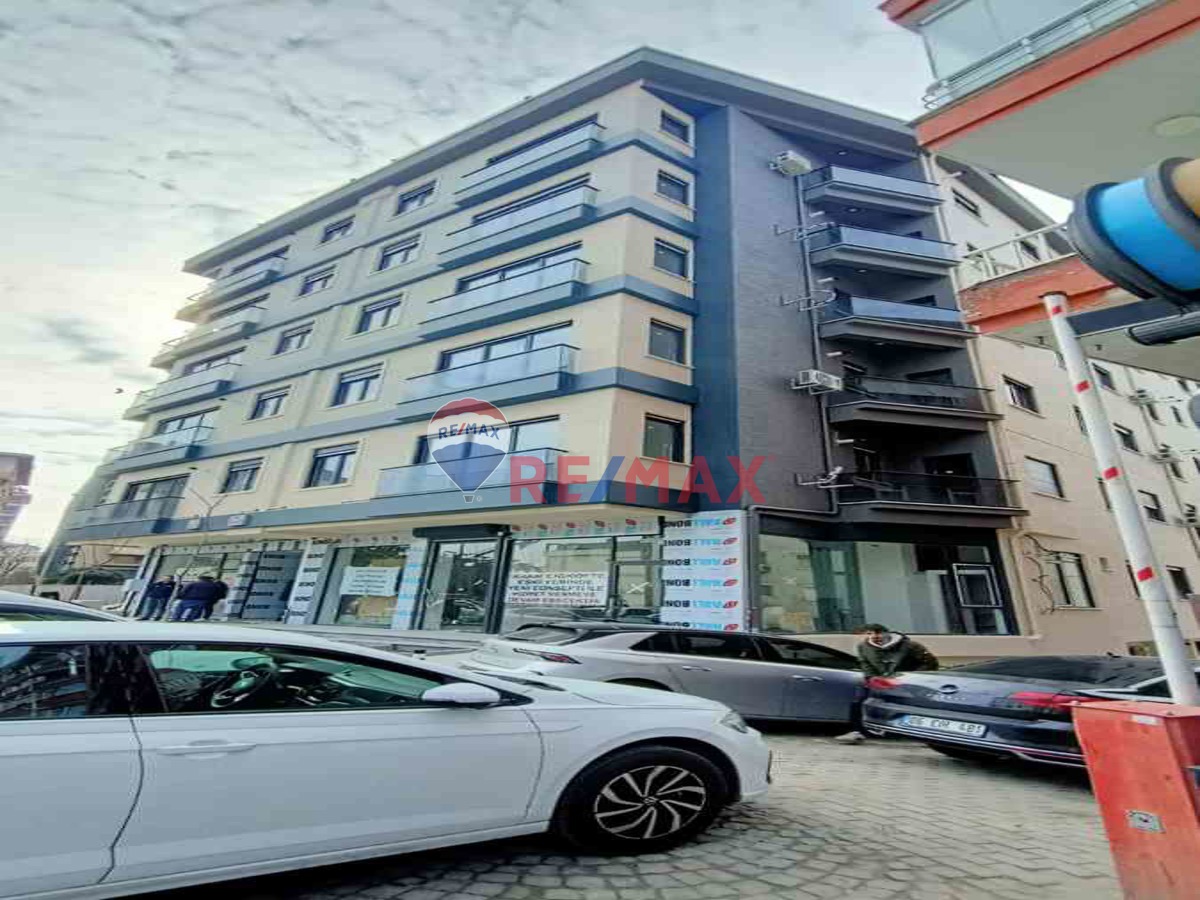 BEŞİKTAŞ DİKİLİTAŞ SATILIK 2+1 SIFIR DAİRE MERKEZDE CADDE ÜZERİ