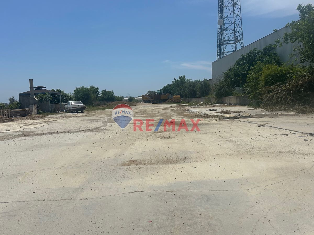 ULUALAN MEVKİNDE KİRALIK TARLA