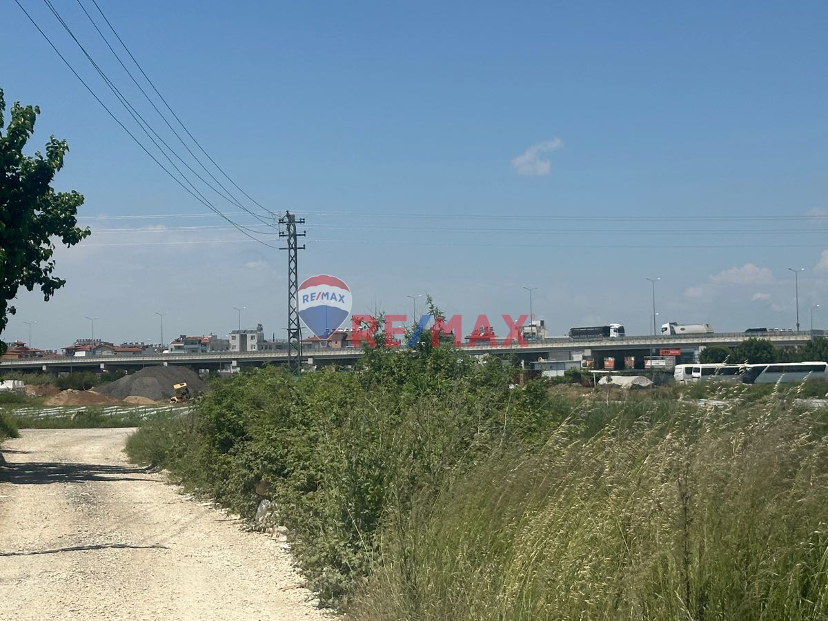 ULUALAN MEVKİNDE KİRALIK TARLA